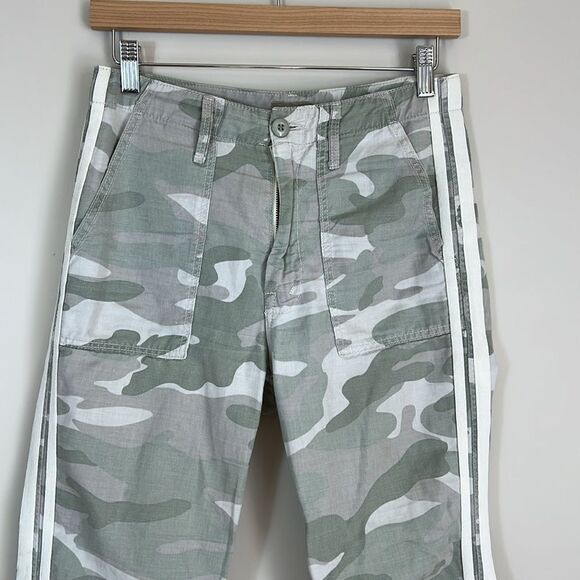 MOTHER The Shaker Chop Crop Fray Camo Pants Y2K Mid Rise Streetwear Size 26 - Picture 2 of 10